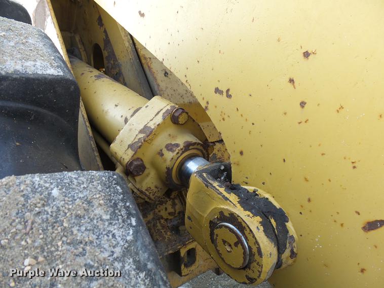 image for item DA3573 1982 Caterpillar 950B wheel loader