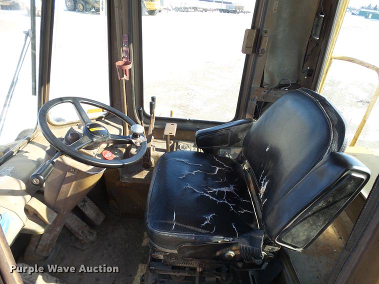 image for item DA3573 1982 Caterpillar 950B wheel loader