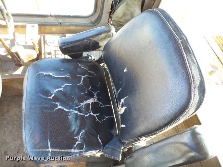 image for item DA3573 1982 Caterpillar 950B wheel loader