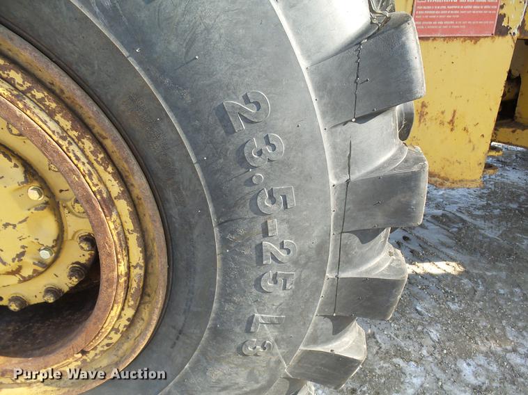 image for item DA3573 1982 Caterpillar 950B wheel loader