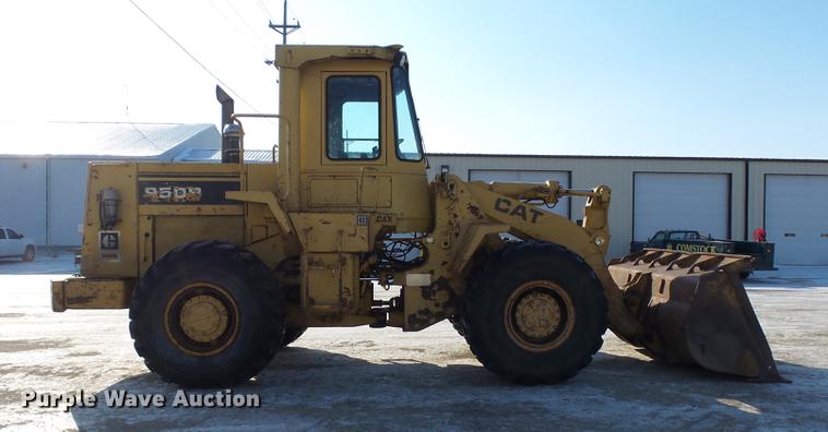 image for item DA3574 1982 Caterpillar 950B wheel loader