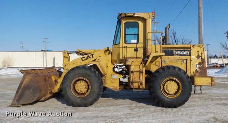 image for item DA3574 1982 Caterpillar 950B wheel loader