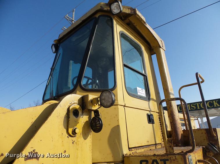 image for item DA3574 1982 Caterpillar 950B wheel loader