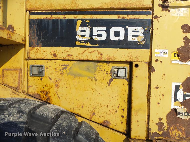 image for item DA3574 1982 Caterpillar 950B wheel loader