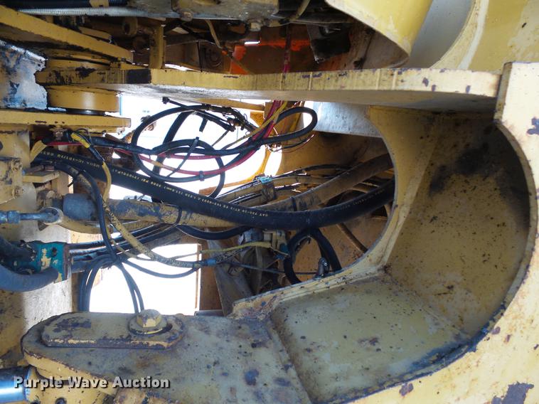 image for item DA3574 1982 Caterpillar 950B wheel loader