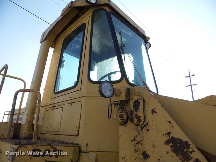 image for item DA3574 1982 Caterpillar 950B wheel loader