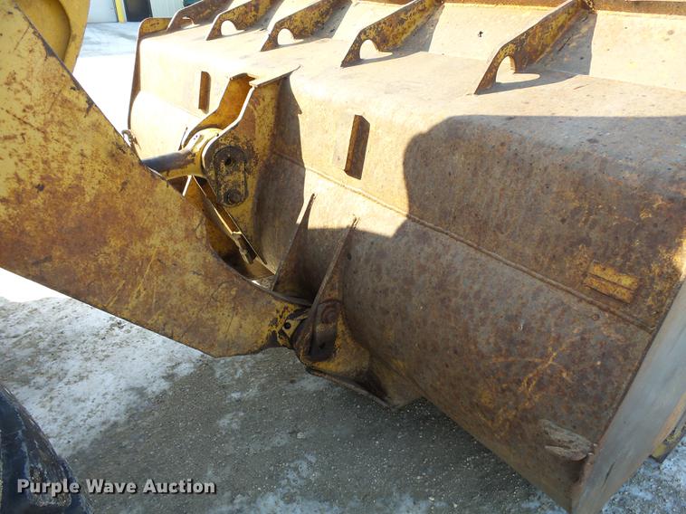 image for item DA3574 1982 Caterpillar 950B wheel loader