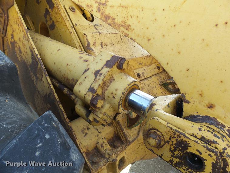 image for item DA3574 1982 Caterpillar 950B wheel loader