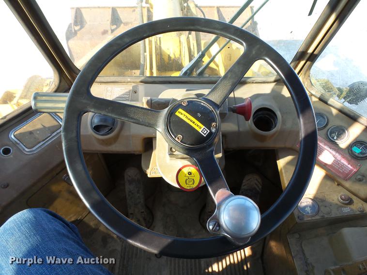 image for item DA3574 1982 Caterpillar 950B wheel loader