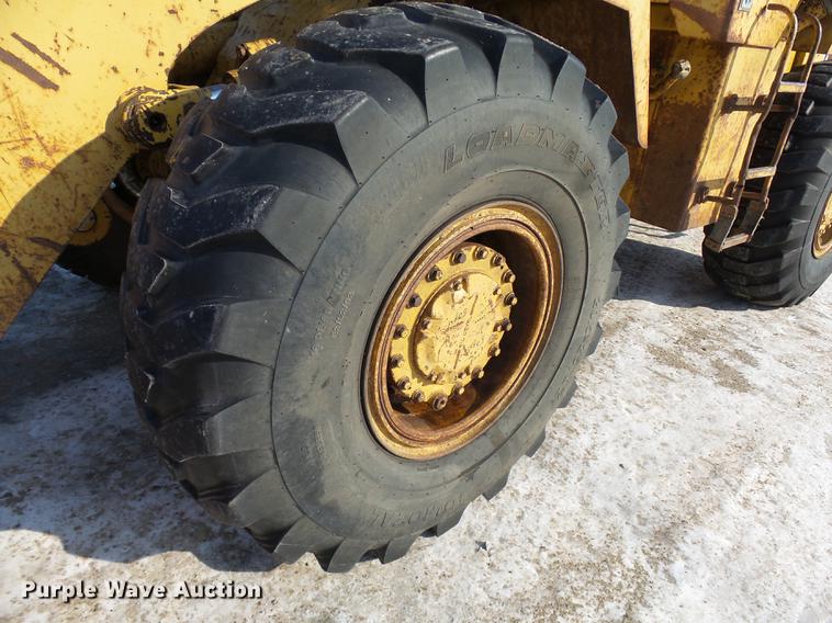 image for item DA3574 1982 Caterpillar 950B wheel loader