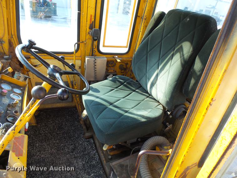 image for item DA3575 Hough H65C wheel loader