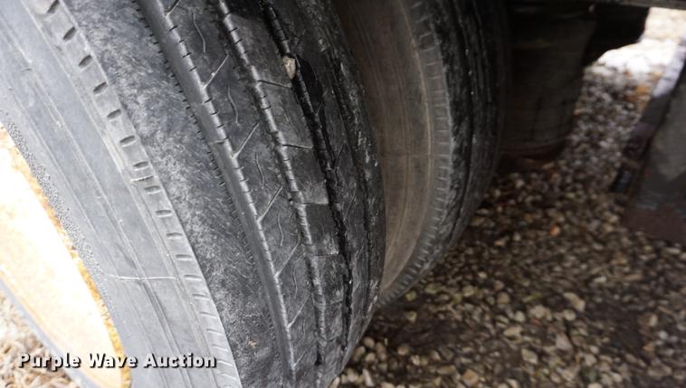 image for item DB0447 1998 Trail King TK60HG-482 lowboy equipment trailer