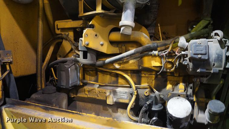 image for item DB0449 1990 John Deere 544E TC wheel loader