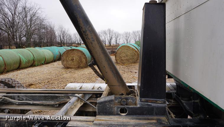 image for item DB0457 2002 Mack CX613 dump truck