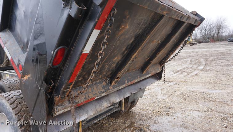 image for item DB0457 2002 Mack CX613 dump truck