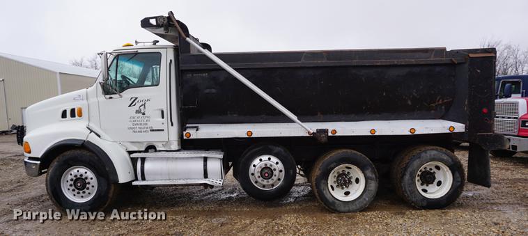 image for item DB0458 1999 Sterling dump truck