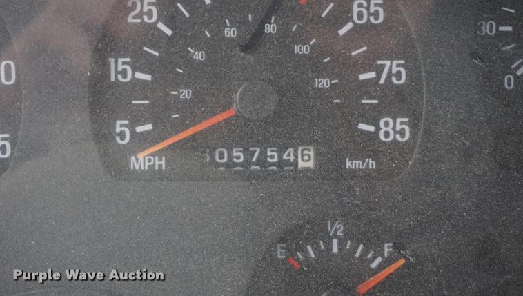 image for item DB0458 1999 Sterling dump truck