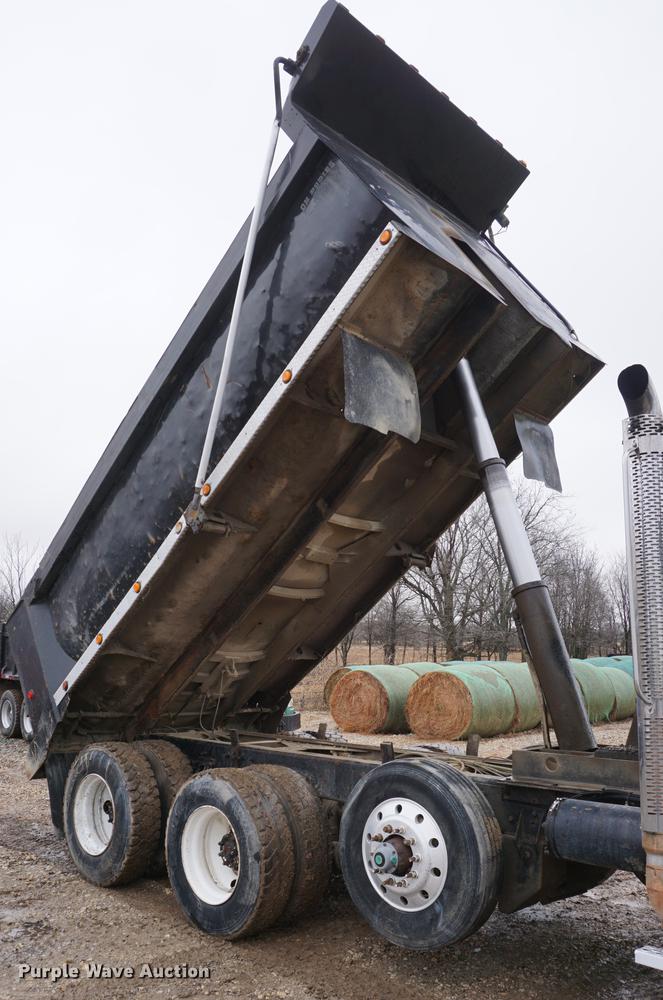 image for item DB0458 1999 Sterling dump truck