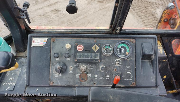 image for item DB0461 1990 John Deere 310C backhoe