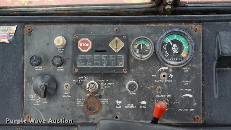 image for item DB0461 1990 John Deere 310C backhoe