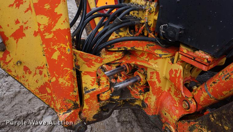 image for item DB0461 1990 John Deere 310C backhoe