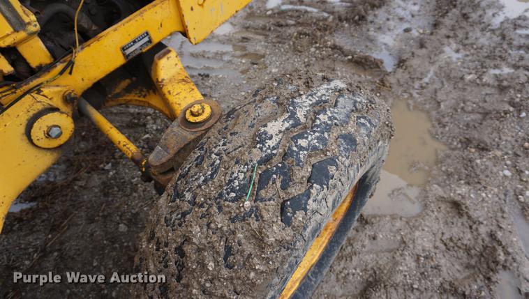 image for item DB0462 1980 John Deere 310 AD backhoe