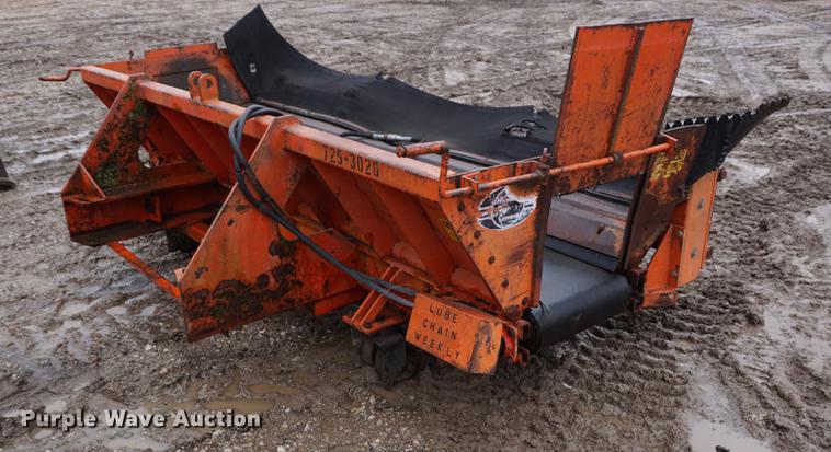 image for item DB0463 Hydraulic truck conveyor