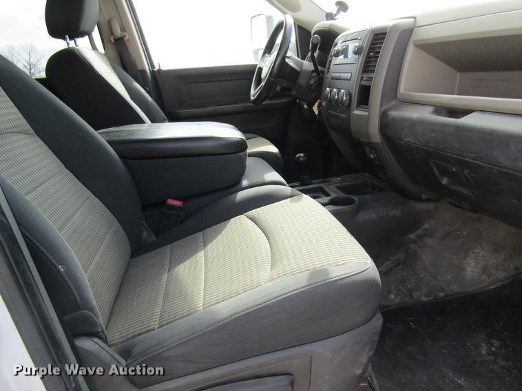 image for item DB5954 2011 Dodge Ram 5500 Crew Cab utility truck