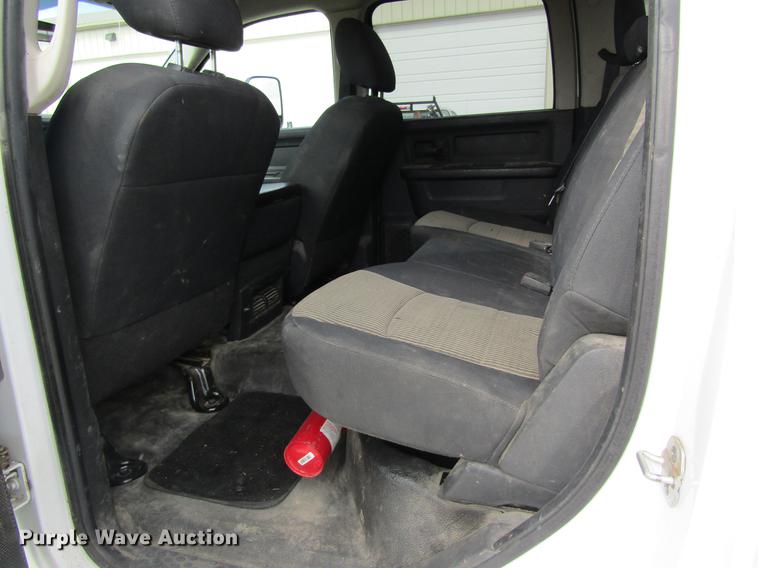 image for item DB5954 2011 Dodge Ram 5500 Crew Cab utility truck