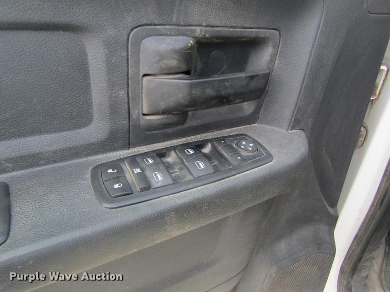 image for item DB5954 2011 Dodge Ram 5500 Crew Cab utility truck