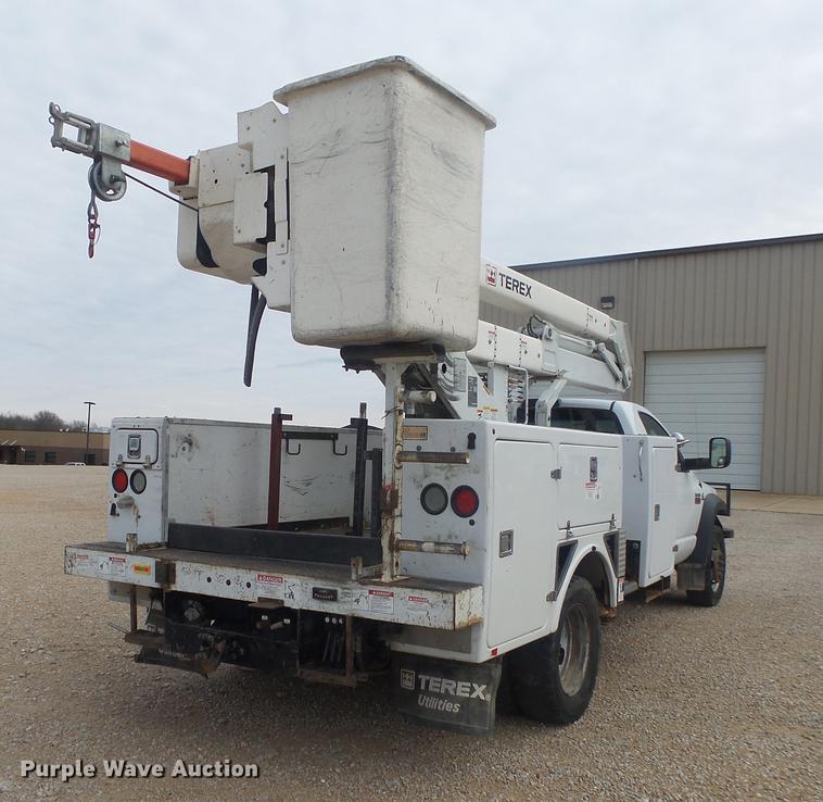 image for item DB7279 2008 Dodge Ram 5500 bucket truck