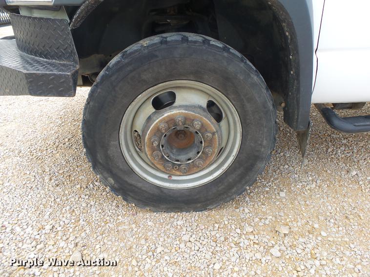 image for item DB7279 2008 Dodge Ram 5500 bucket truck