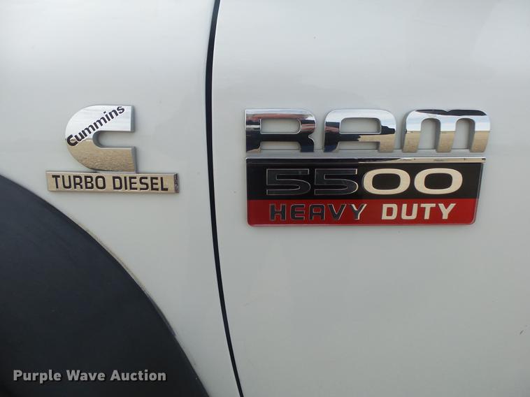 image for item DB7279 2008 Dodge Ram 5500 bucket truck