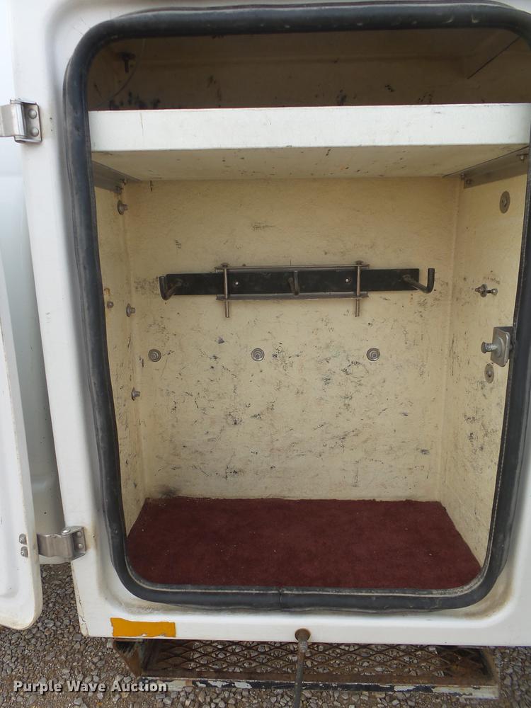 image for item DB7279 2008 Dodge Ram 5500 bucket truck