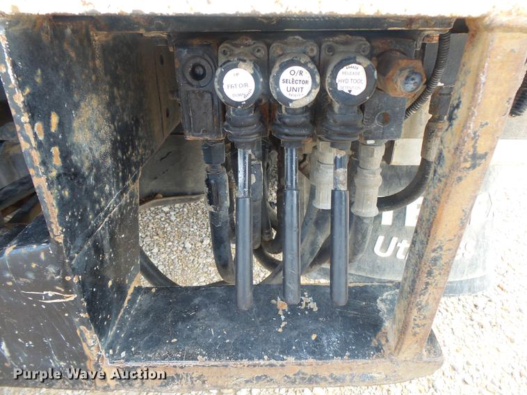 image for item DB7279 2008 Dodge Ram 5500 bucket truck