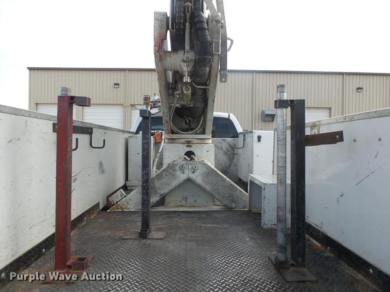 image for item DB7279 2008 Dodge Ram 5500 bucket truck