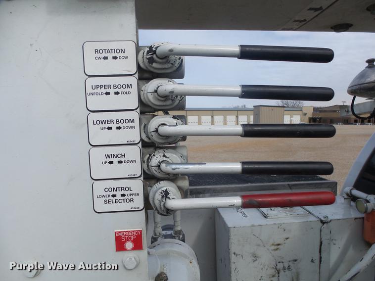 image for item DB7279 2008 Dodge Ram 5500 bucket truck