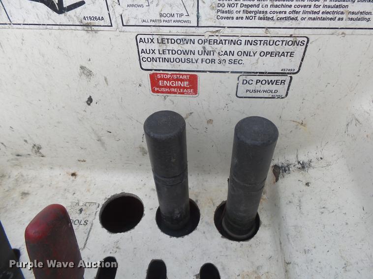 image for item DB7279 2008 Dodge Ram 5500 bucket truck