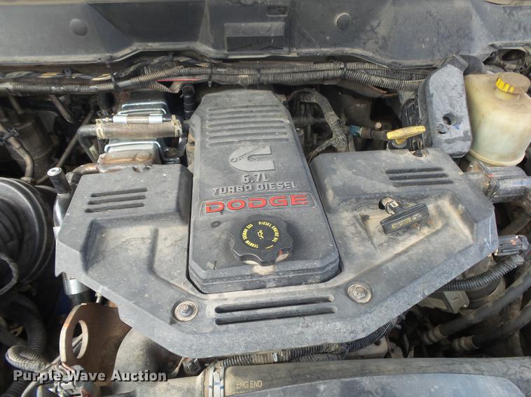 image for item DB7279 2008 Dodge Ram 5500 bucket truck