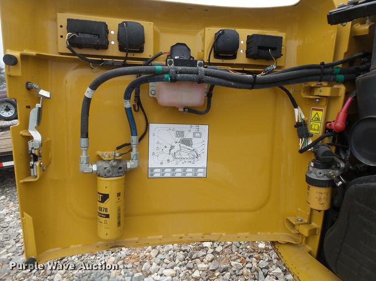 image for item DB7281 2013 Caterpillar 279C2 skid steer