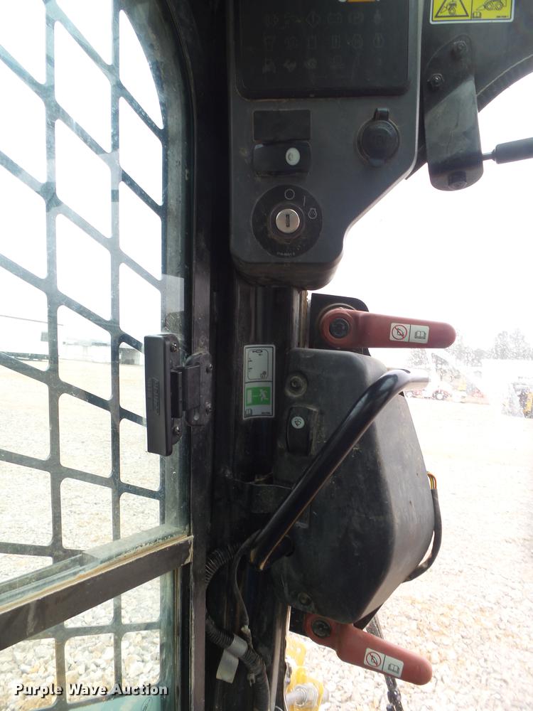 image for item DB7281 2013 Caterpillar 279C2 skid steer