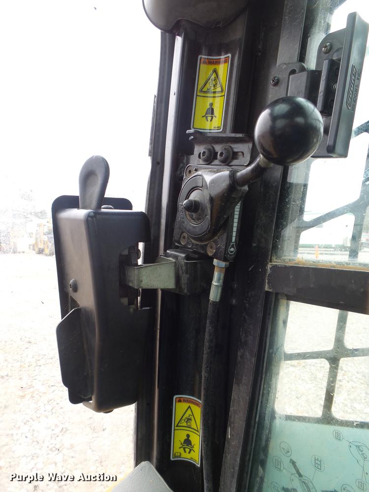 image for item DB7281 2013 Caterpillar 279C2 skid steer