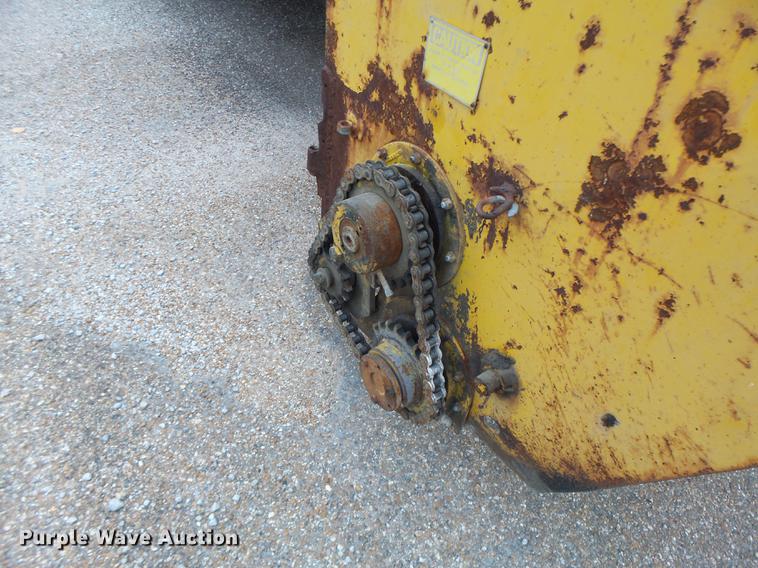 image for item DB9943 Etnyre chip spreader