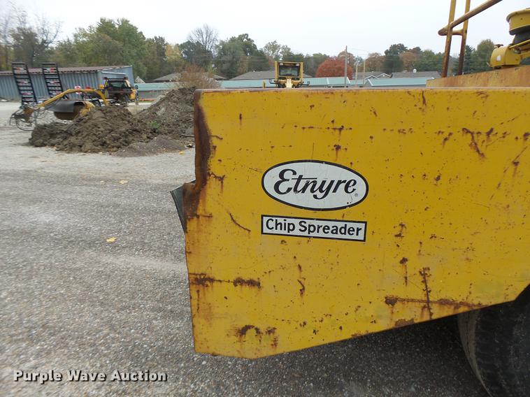 image for item DB9943 Etnyre chip spreader