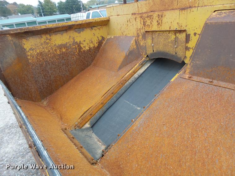 image for item DB9943 Etnyre chip spreader