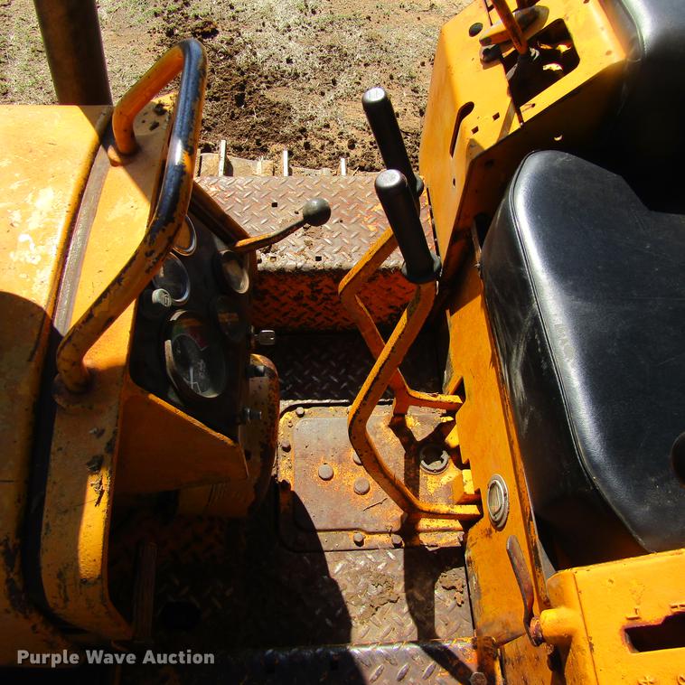 image for item DC0022 1978 John Deere 450C dozer