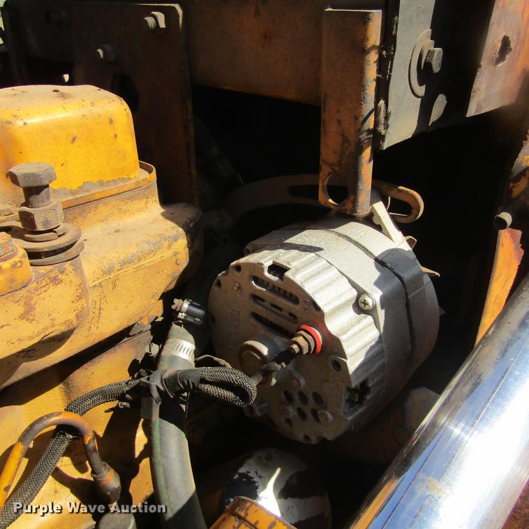 image for item DC0022 1978 John Deere 450C dozer