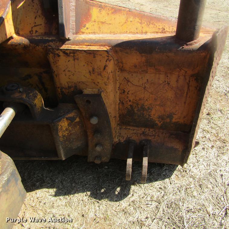 image for item DC0022 1978 John Deere 450C dozer