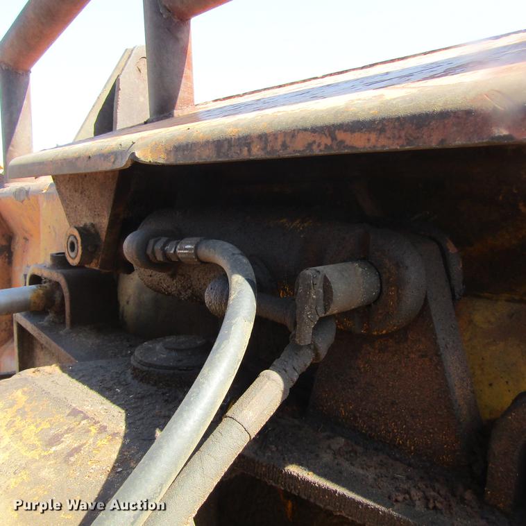 image for item DC0022 1978 John Deere 450C dozer