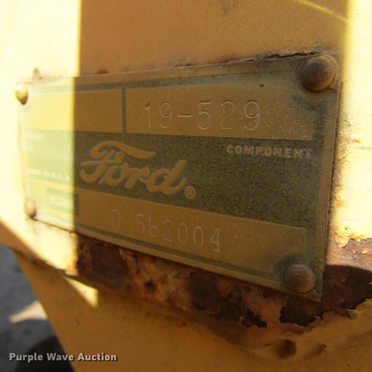 image for item DC0023 1972 Ford 3000 tractor
